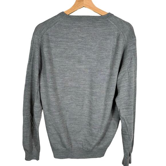 J. Crew Men's Merino Wool V Neck Sweater Medium Style 17387 Pullover Gray Top - Picture 2 of 9